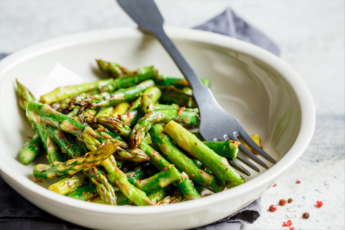 Organic Green Asparagus officinalis 'Vegalim' - Image 2